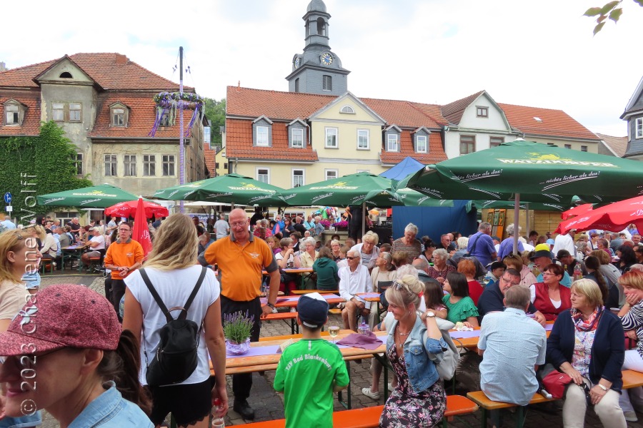 Gut was los auf dem Marktplatz